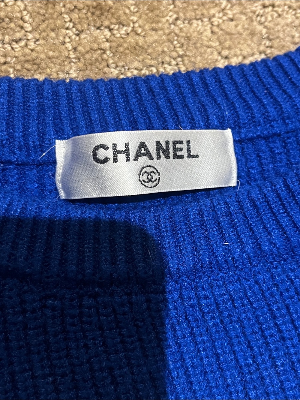 CHANEL Royal Blue and White CC Knit Sweater - Picture 6 of 6